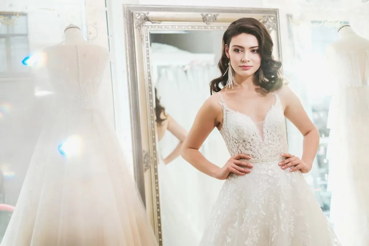 Suknia ślubna jakie ceny? Odkryj, co wpływa na koszty!